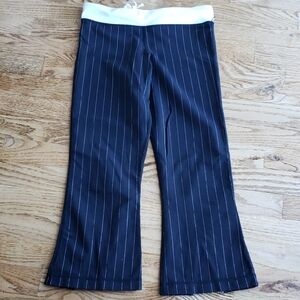 (2) Lululemon Athletica Pinstripe Capris Yoga Athleisure Cropped Fit & Flare Gym